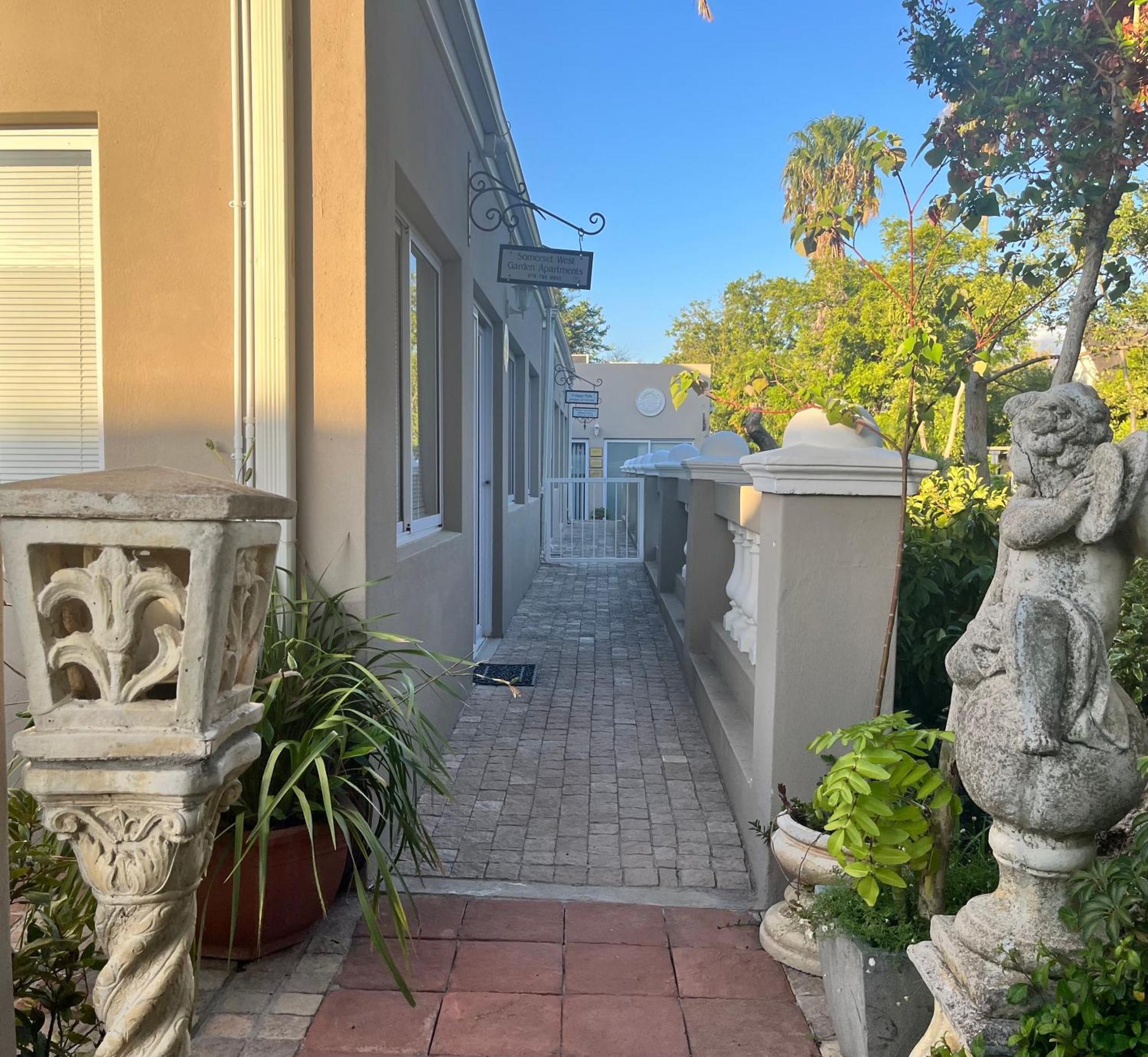 Somerset West Garden Apartments 2 外观 照片